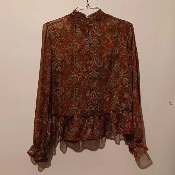 RABBIT ROSE - Picture 3 of 3